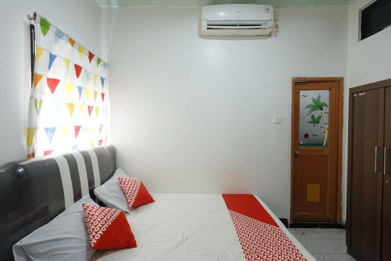 Oyo 92702 Minang Jaya Hotell Nagoya Exteriör bild